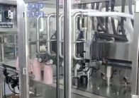 Relleno líquido del consumo 300L/Min Electric Liquid Filling Machine Sus304 del gas y máquina que capsula