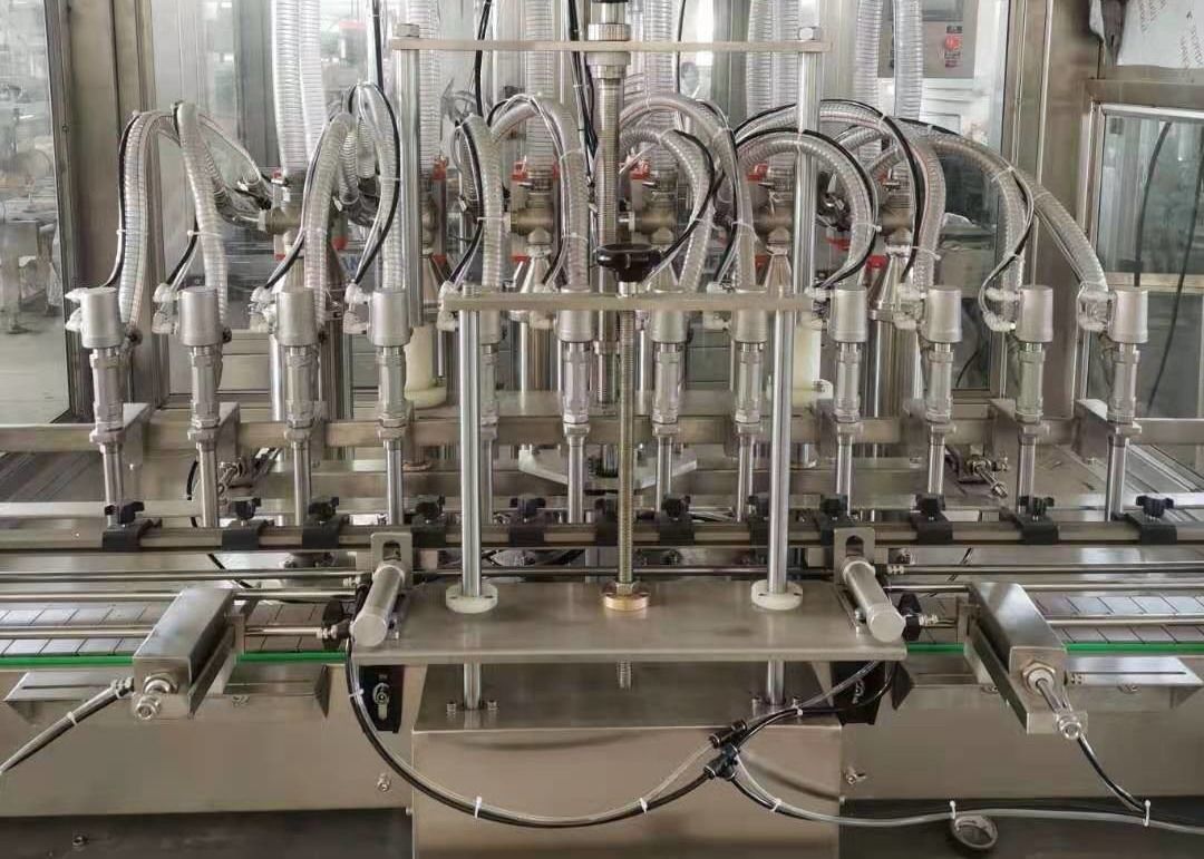 Máquina de rellenar líquida de alta velocidad líquida viscosa de la máquina de rellenar del PLC